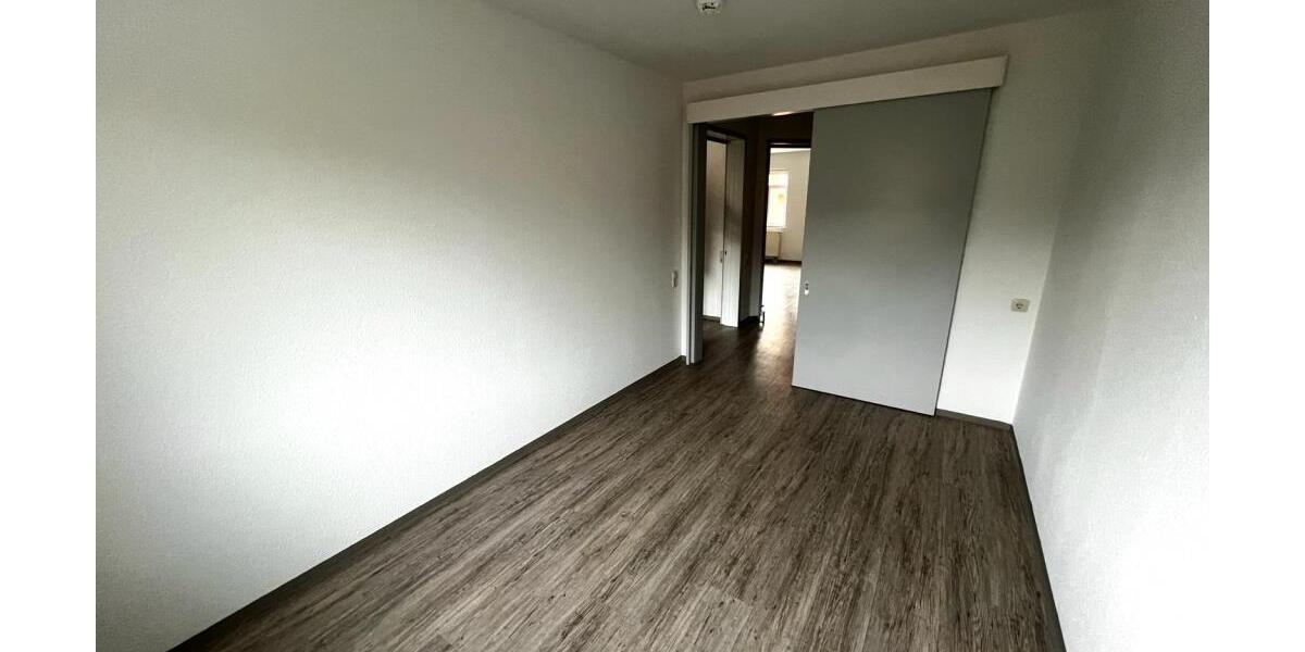 Barrierefreies Wohnen mit Aufzug im Zentrum von Weida! 3-Raum-Wohnung mit Balkon! - Etagenwohnung Weida | Angebot:26375615