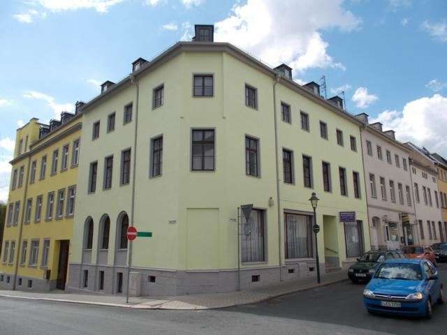 Haus zum Kaufen in Reichenbach , Vogtl 335.000 € 903.4 m²