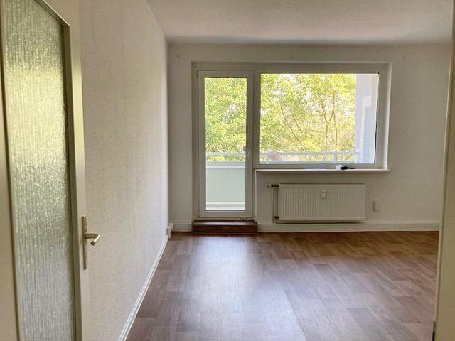 Etagenwohnung Hermsdorf - 2 Zimmer, 54 m&sup2;, 320&euro; | Angebot:24395077