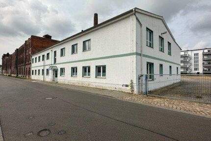 +++ Große Gewerbeimmobilie in guter Lage +++ zimmer