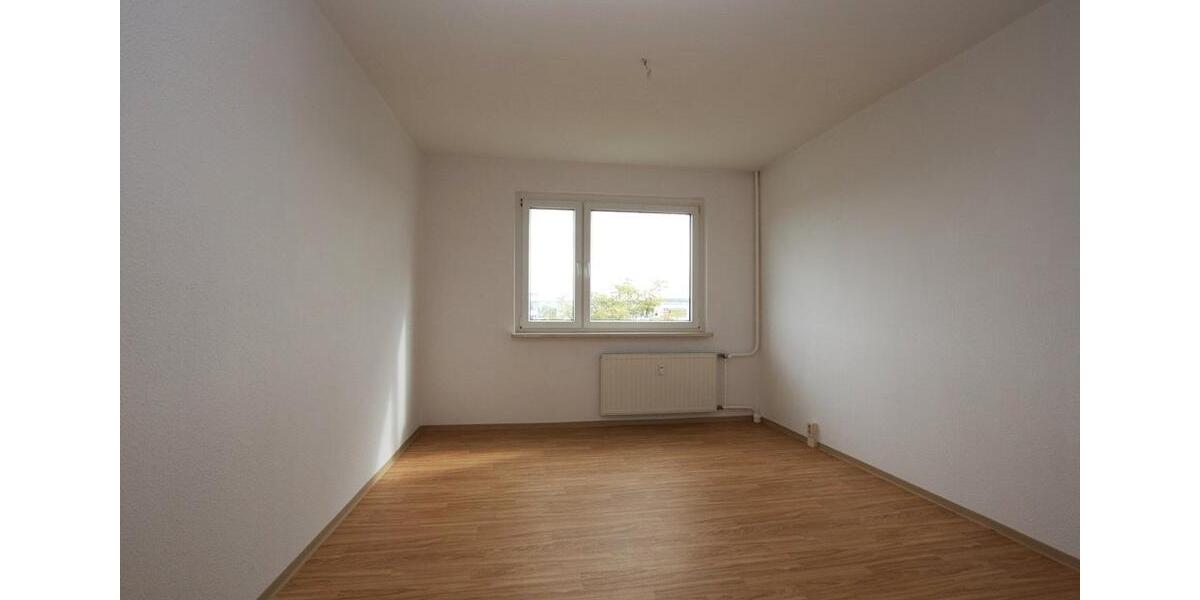 Etagenwohnung Gera Lusan - 3 Zimmer, 77 m&sup2;, 448&euro; | Angebot:26085936