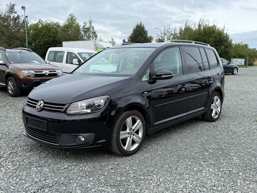 VW Touran 395.637 km 4.999 € Hermsdorf/Schleifreisen 07629