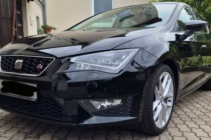Seat Leon 145.029 km 9.000 &euro; Rositz 04617