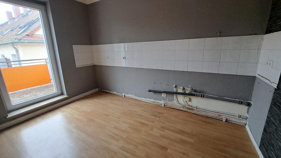 Etagenwohnung Zeitz - 2 Zimmer, 58 m&sup2;, 308&euro; | Angebot:26299825