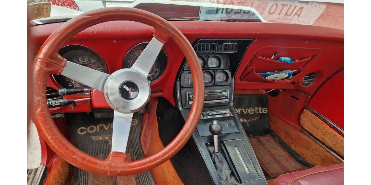 Corvette C3 64.000 km 18.250 € Schmölln 04626