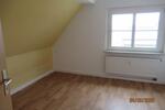 Dachgeschoßwohnung Meuselwitz - 2 Zimmer, 39 m&sup2;, 215&euro; | Angebot:26364253