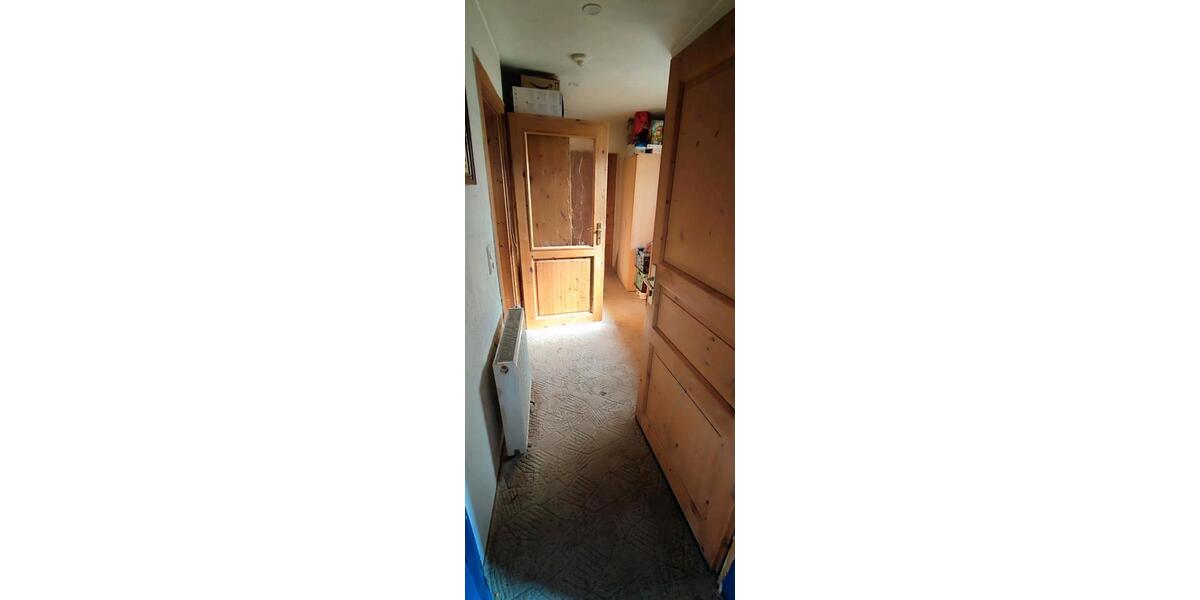 Einfamilienhaus Teuchern - 5 Zimmer, 110 m&sup2;, 150.000&euro; | Angebot:25844236