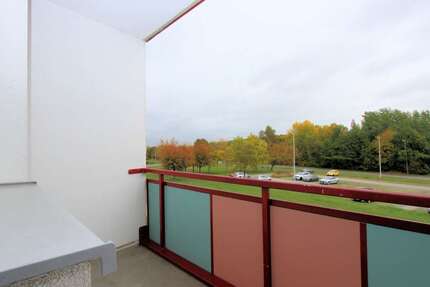 Wohnung zum Mieten in Altenburg 350 € 49.81 m² 2 zimmer