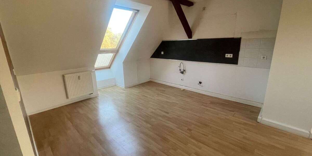 Wohnung zum Mieten in Zeitz 237,81 € 44.87 m² 2 zimmer
