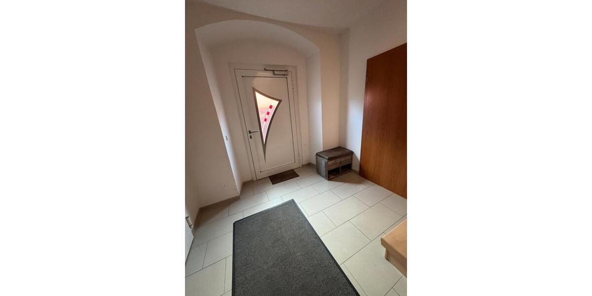 Erdgeschoßwohnung Droyßig - 2 Zimmer, 60 m&sup2;, 368&euro; | Angebot:26001817