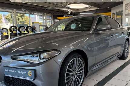 Alfa Romeo Giulia 40.518 km 25.950 € Glauchau 08371
