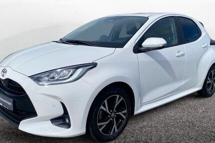 Toyota Yaris 20.400 km 21.430 &euro; Petersberg 07616