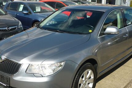 Skoda Superb 156.000 km 5.500 € Gera 07548