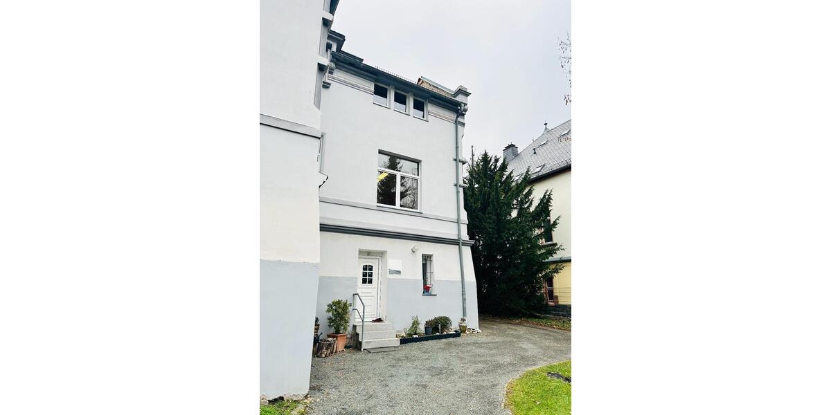 Dachgeschoßwohnung Weida - 3 Zimmer, 87 m&sup2;, 395&euro; | Angebot:24672573