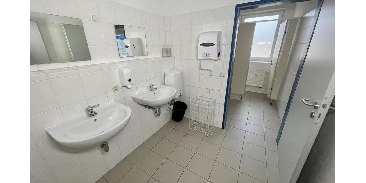 Bürogemeinschaft im Herzen von Gera! Moderne Büroräume mit Aufzug, Teeküche und Dachterrasse! - Gewerbeobjekt Gera | Angebot:26348791