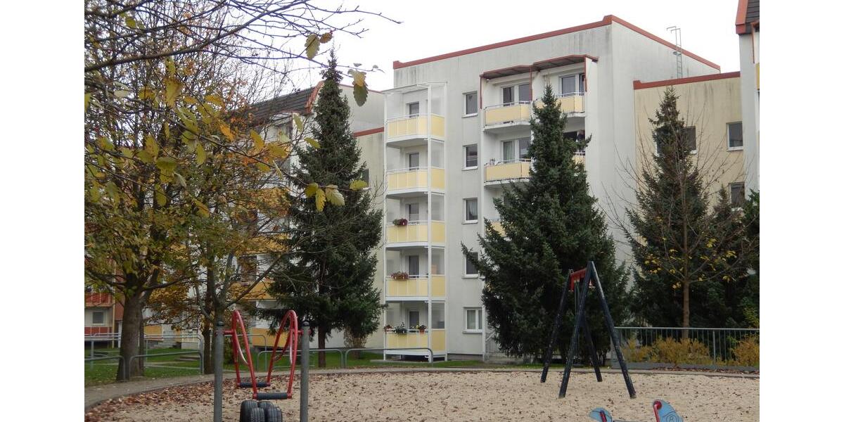 Etagenwohnung Crimmitschau - 1 Zimmer, 41 m&sup2;, 281&euro; | Angebot:15802013