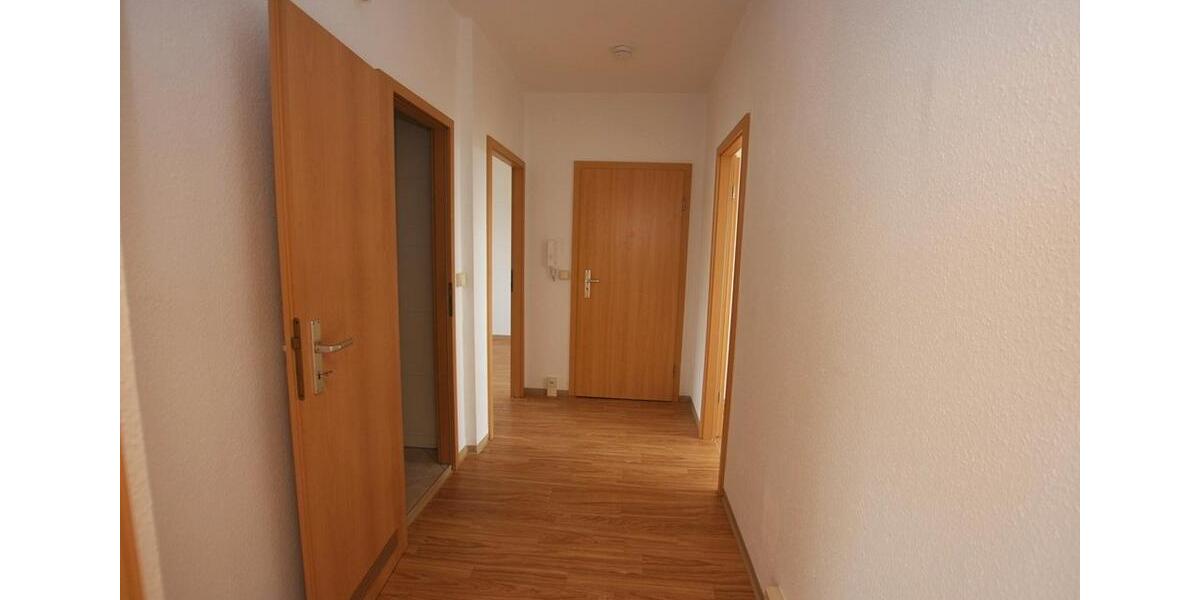 Etagenwohnung Gera Lusan - 3 Zimmer, 77 m&sup2;, 448&euro; | Angebot:26085936