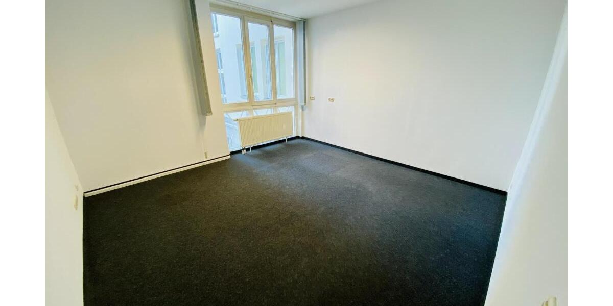 Neue Praxis- Büroräume (95m²) gesucht? Ihre neue Adresse im Herzen von Gera! - Gewerbeobjekt Gera Ostviertel | Angebot:26336292