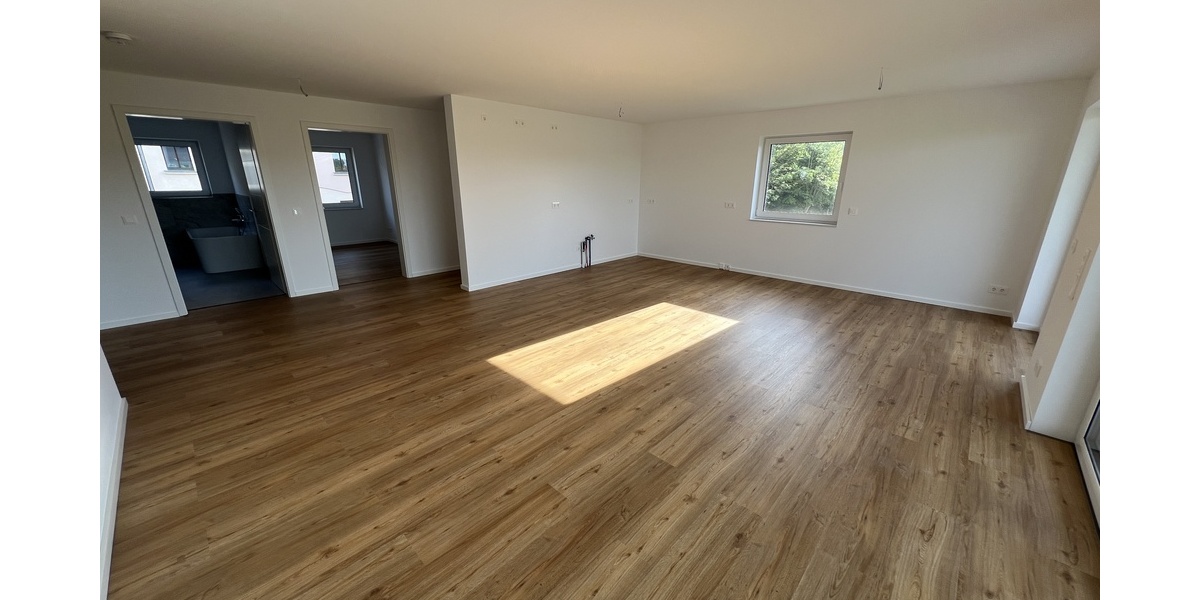 Zweitbezug nach Neubau! Tolle 4-Raum EG-Wohnung im mit großem Balkon, Aufzug, in ruhiger Lage von Gera! - Etagenwohnung Gera Pforten | Angebot:27459580