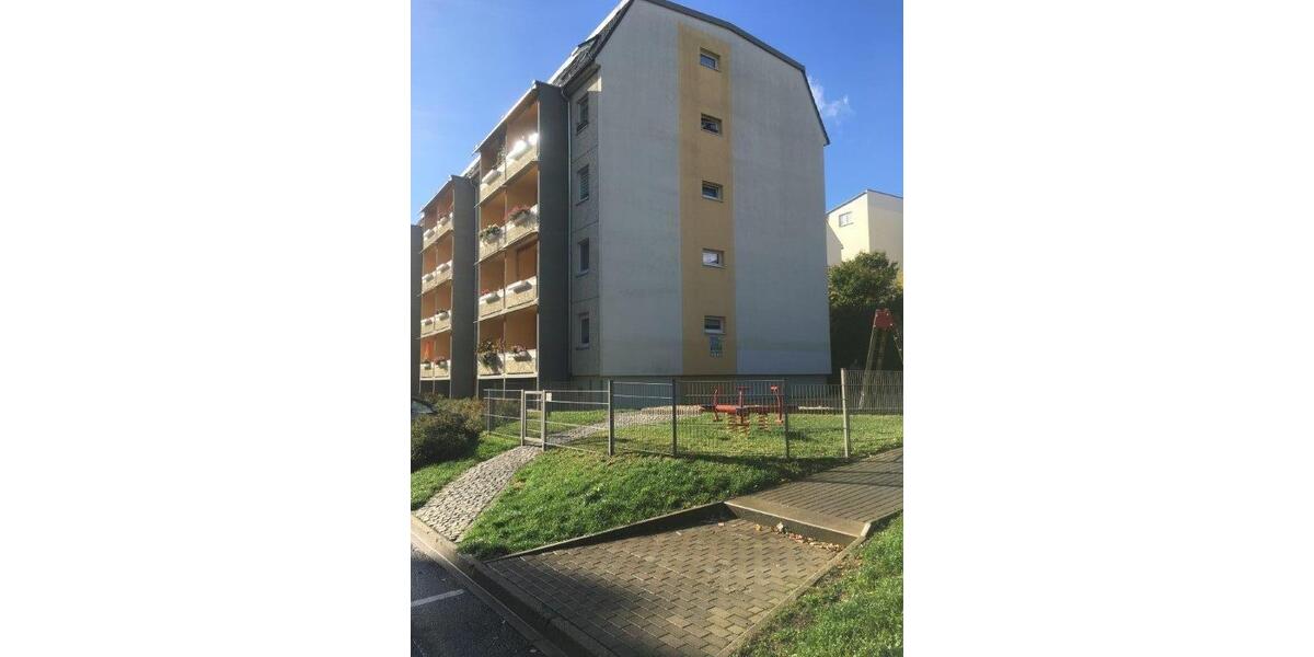 Dachgeschoßwohnung Gera - 3 Zimmer, 65 m&sup2;, 380&euro; | Angebot:26351072