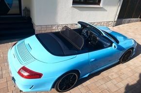 996