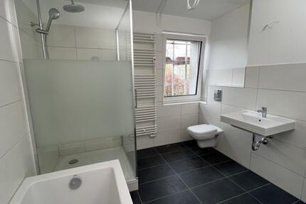 Erstbezug nach Sanierung: Exklusive 3 Zimmer Wohnung mit Balkon, Wanne und Dusche! - Wohnung Gera Alt-Bieblach | Angebot:26248665