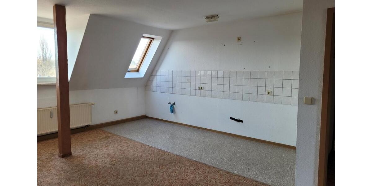Etagenwohnung Crimmitschau - 2 Zimmer, 55 m&sup2;, 272&euro; | Angebot:26381427