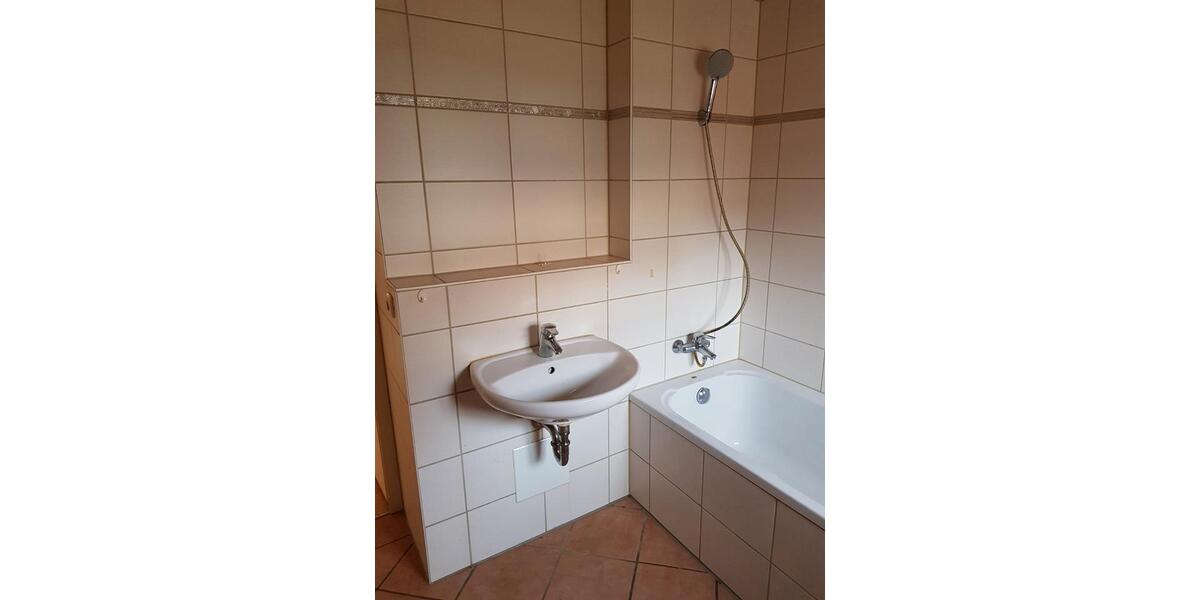 Erdgeschoßwohnung Meuselwitz - 2 Zimmer, 49 m&sup2;, 295&euro; | Angebot:26346016