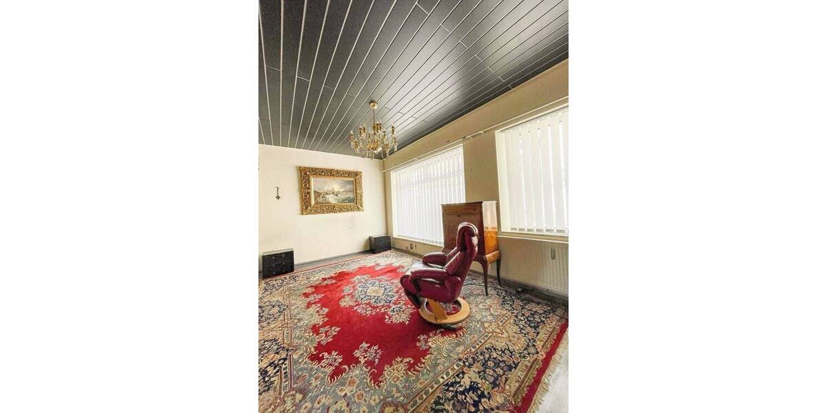 Reihenmittelhaus Meerane - 8 Zimmer, 200 m&sup2;, 79.000&euro; | Angebot:26388194