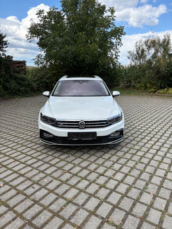 VW Passat Variant 74.000 km 22.100 € Meuselwitz 04610