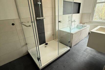 Wohnung Greiz Irchwitz - 5 Zimmer, 132 m&sup2;, 730&euro; | Angebot:26912043