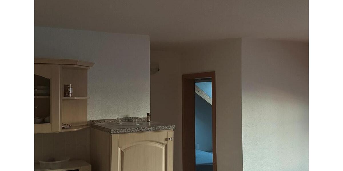 Etagenwohnung Schmölln - 1 Zimmer, 46 m&sup2;, 437&euro; | Angebot:26444477