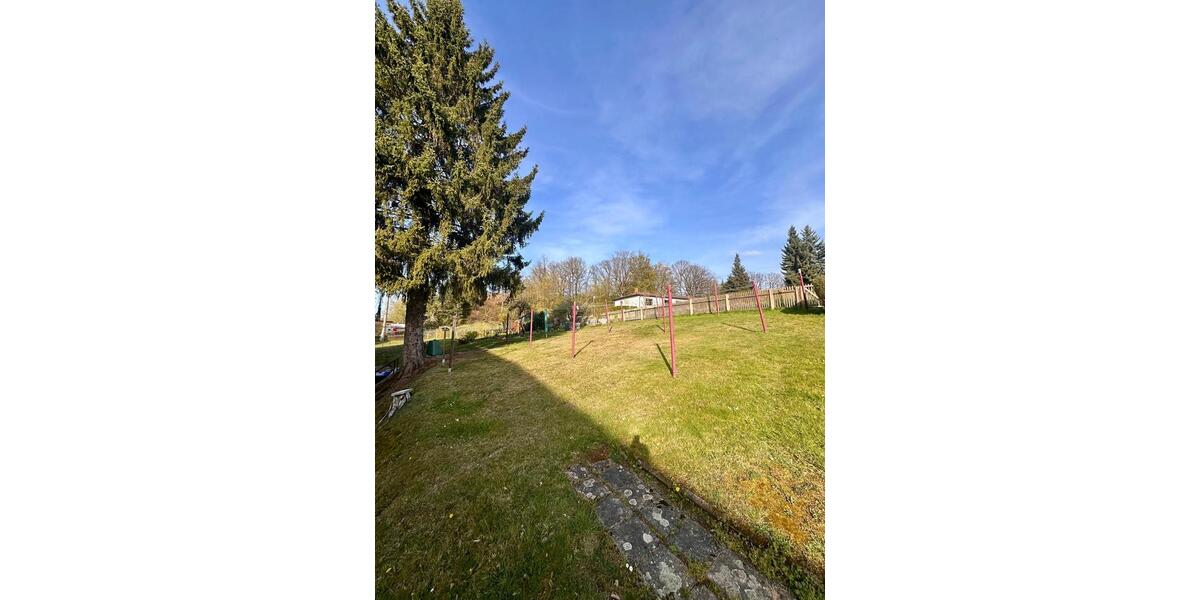Erdgeschoßwohnung Gößnitz - 3 Zimmer, 63 m&sup2;, 360&euro; | Angebot:26454979