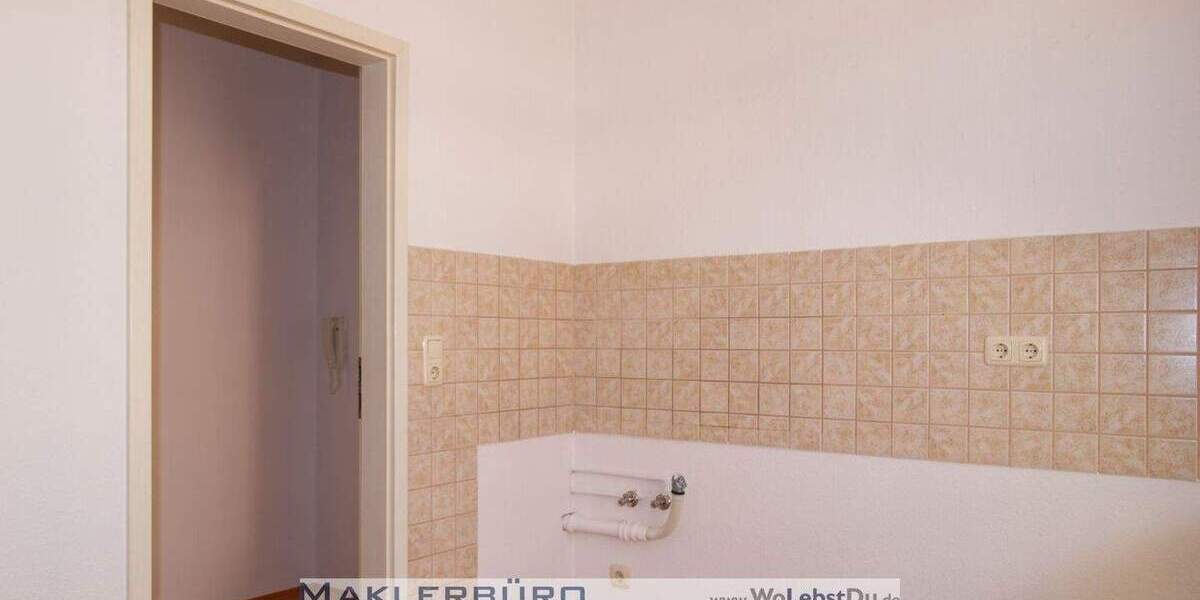 Etagenwohnung Greiz Irchwitz - 3 Zimmer, 77 m&sup2;, 347&euro; | Angebot:20953174