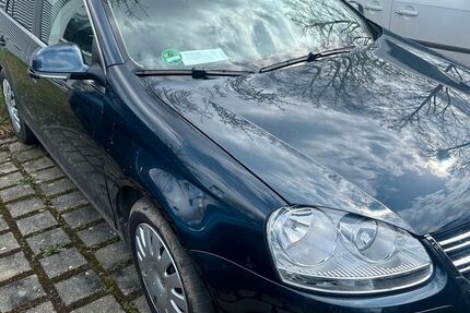 VW Golf 113.000 km 2.590 &euro; Jena 07751