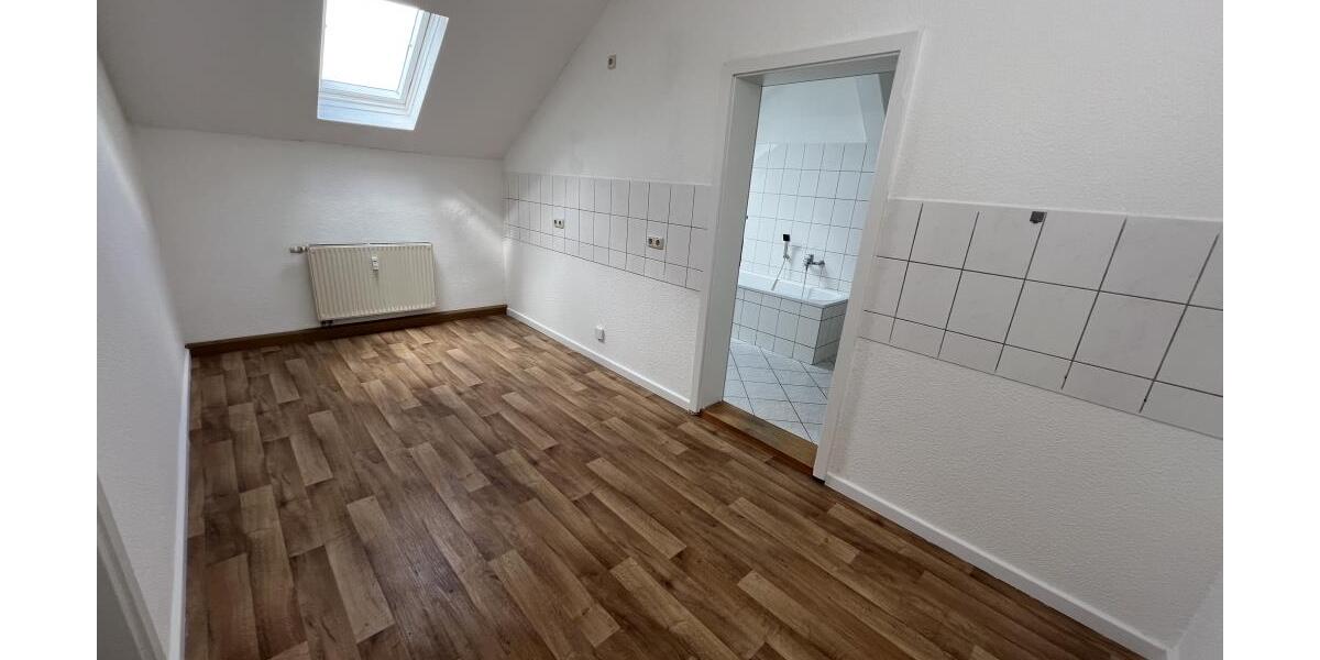 Mit Einbauküche! Preiswerte 2 DG-Zimmer Wohnung im Zentrum von Weida! - Dachgeschoßwohnung Weida Liebsdorf | Angebot:26146311