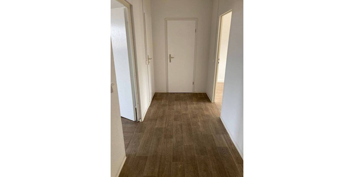 Etagenwohnung Gera Innenstadt - 3 Zimmer, 64 m&sup2;, 355&euro; | Angebot:26902624