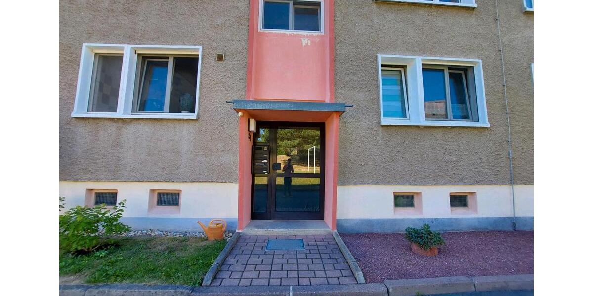 Etagenwohnung Neustadt an der Orla - 3 Zimmer, 70 m&sup2;, 390&euro; | Angebot:26431103
