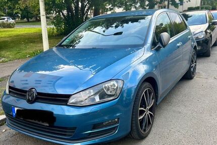 VW Golf 136.000 km 8.700 € Zwickau 08060