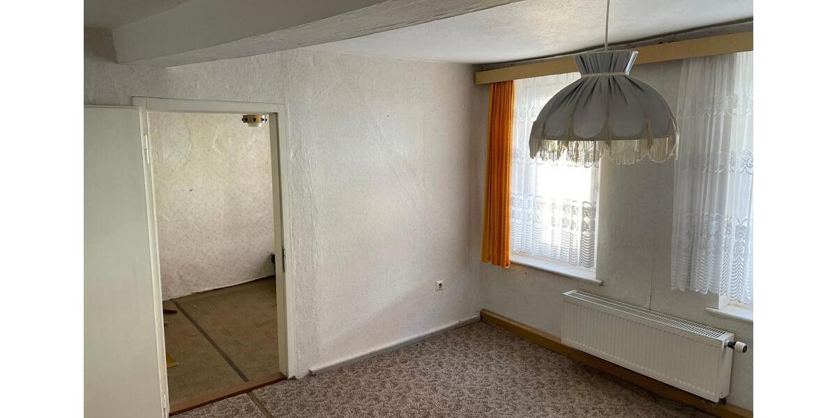 Reihenhaus Osterfeld - 6 Zimmer, 123 m&sup2;, 45.000&euro; | Angebot:17980768