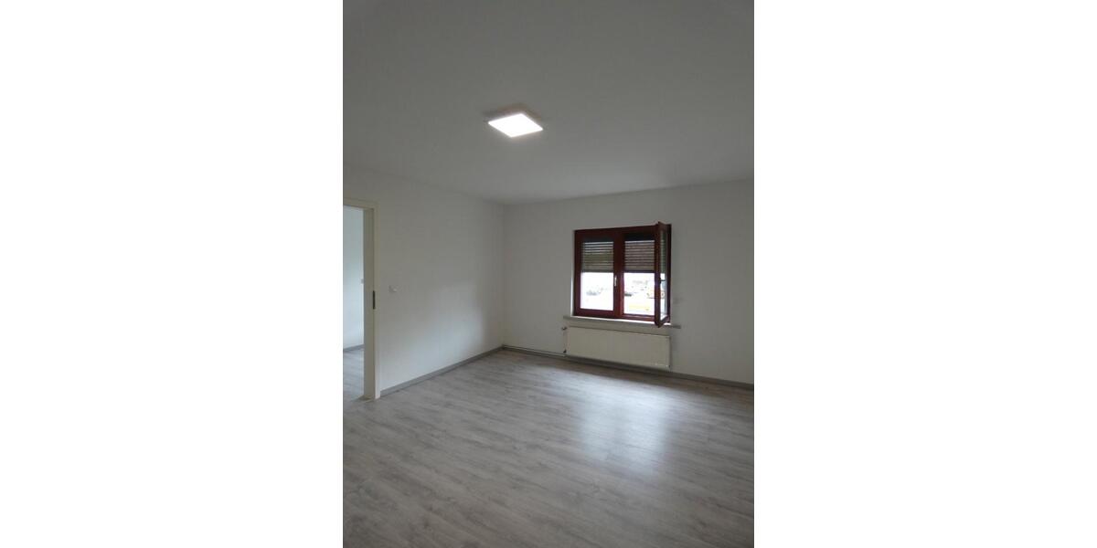 Einfamilienhaus Zeitz Theißen - 4 Zimmer, 200 m&sup2;, 220.000&euro; | Angebot:27142900