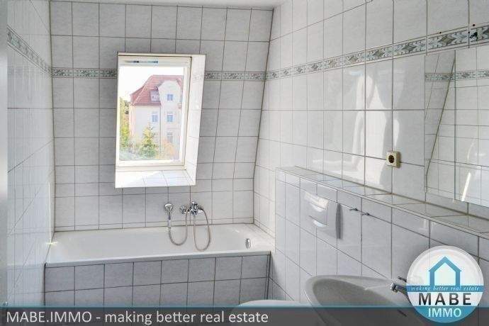 Einziehen und wohlfühlen - 2-Raum-Wohnung mit Balkon und Tiefgaragenstellplatz!