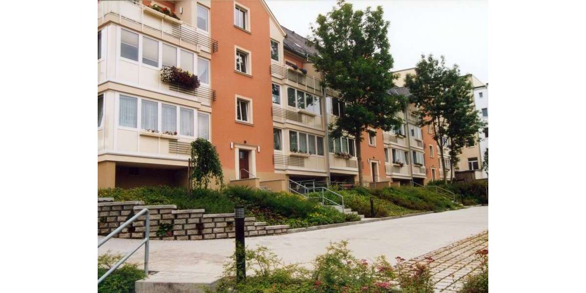 Etagenwohnung Gera Alt-Bieblach - 3 Zimmer, 80 m&sup2;, 570&euro; | Angebot:26750538