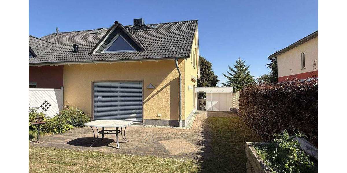 Komfortables Effizienzhaus mit Garten & Carport 3 zimmer