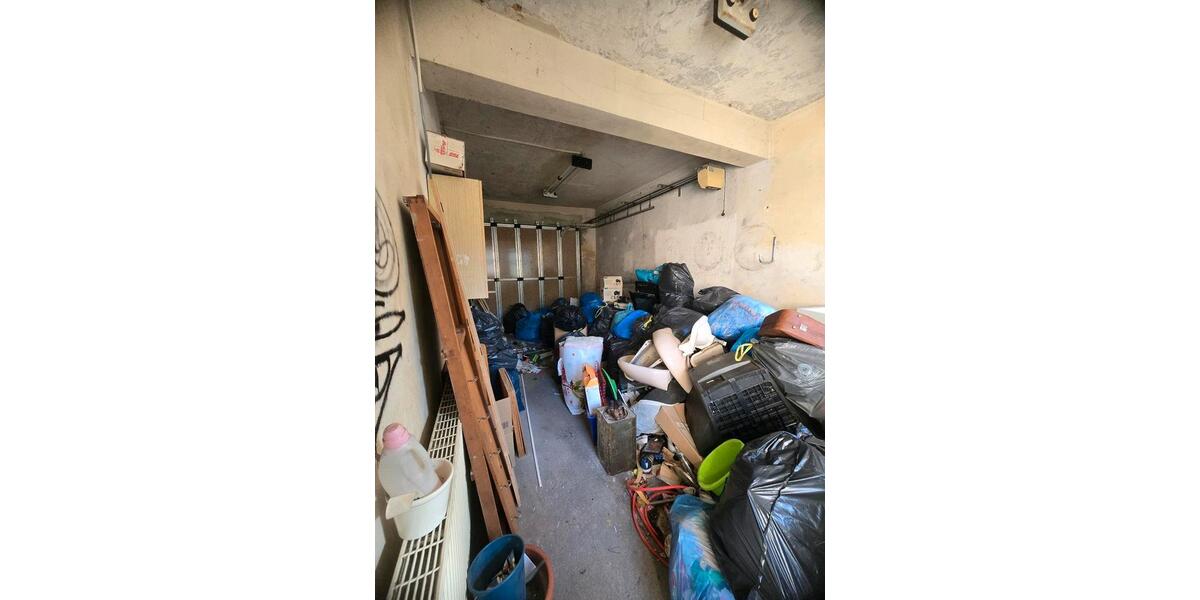 Etagenwohnung Meerane - 8 Zimmer, 180 m&sup2;, 50.000&euro; | Angebot:26757988