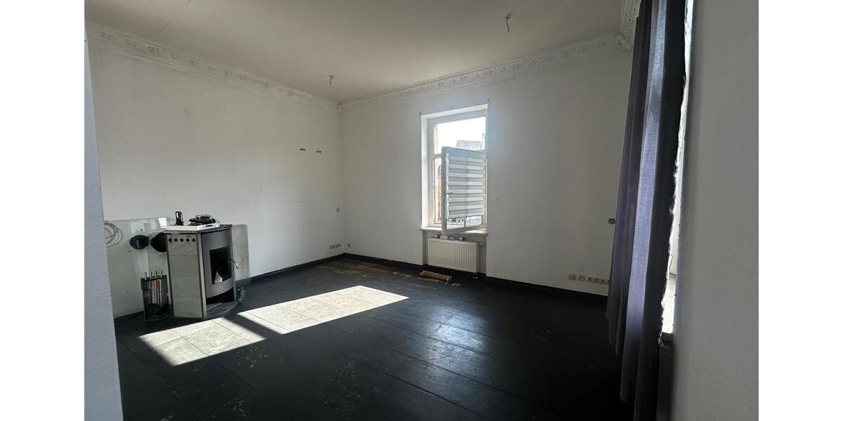 Hochparterre Crimmitschau - 2 Zimmer, 72 m&sup2;, 380&euro; | Angebot:26537516
