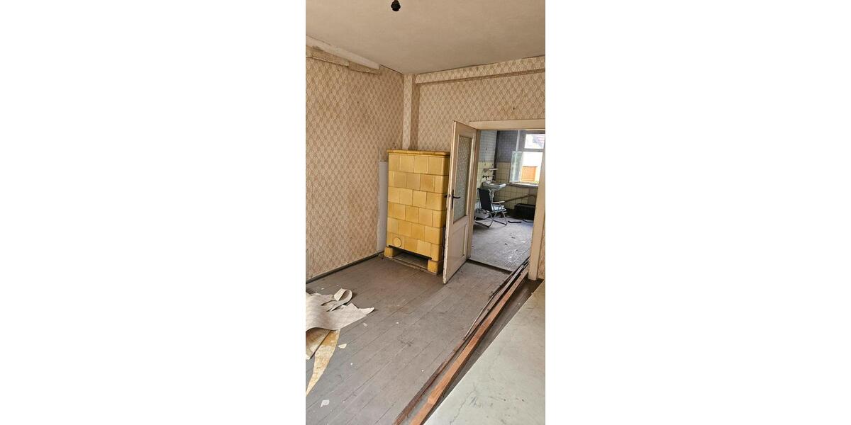 Mehrfamilienhaus, Wohnhaus Eisenberg - 4 Zimmer, 160 m&sup2;, 14.000&euro; | Angebot:26948555