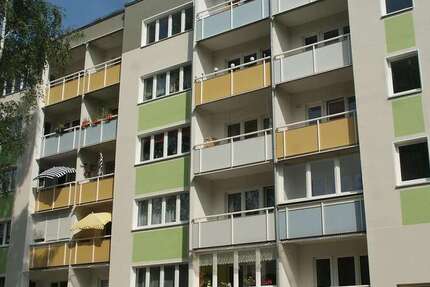 Wohnung zum Mieten in Zeitz 339 € 62 m²