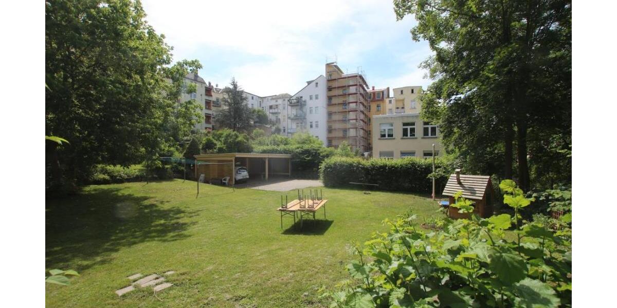 Blick über die Stadt! Gemütliche 3 Raum DG Wohnung mit großem Mietergarten. - Dachgeschoßwohnung Gera Ostviertel | Angebot:26233954