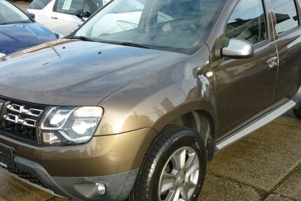 Dacia Duster 128.000 km 8.500 &euro; Gera 07548
